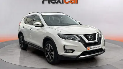 Usado Nissan X-Trail N-Connecta 131 CV (96 kW) 2018 Blanco SUV