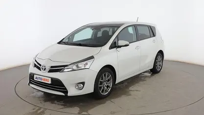 Usado Toyota Verso Advance 132 CV (97 kW) 2014 Blanco Monovolumen