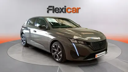 Usado Peugeot 308 Active 131 CV (96 kW) 2024 Gris Berlina