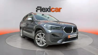 Usado BMW X1 192 CV (141 kW) 2021 Gris SUV
