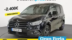 Negro Usado 2023 Mercedes A180 Monovolumen | 26.490 € (Precio justo)