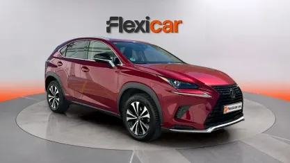 Usado Lexus NX300h 197 CV (144 kW) 2021 Rojo SUV