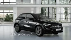 Negro Nuevo 2025 Mercedes GLA200 SUV | 48.465 € (Precio justo)