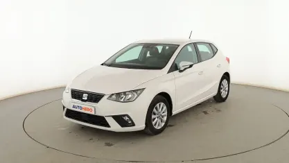 Usado Seat Ibiza Style Plus 80 CV (58 kW) 2019 Blanco Utilitario