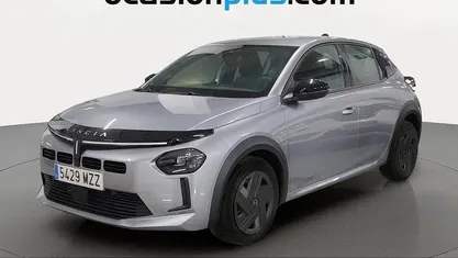 Usado Lancia Ypsilon 100 CV (73 kW) 2025 Utilitario