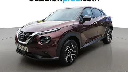 Rojo Usado 2025 Nissan Juke N-Connecta SUV | 18.355 € (Precio justo)