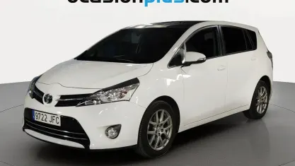 Usado Toyota Verso Advance 112 CV (82 kW) 2015 Blanco Monovolumen