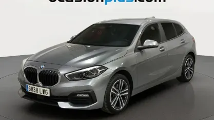 Occasion BMW 118 150 PK (110 kW) 2022 Grijs Hatchback