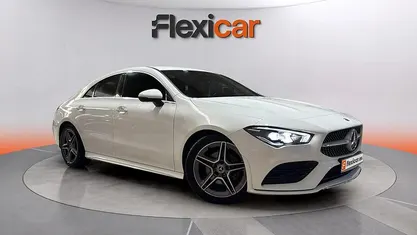 Usado Mercedes CLA180 136 CV (100 kW) 2019 Blanco Berlina