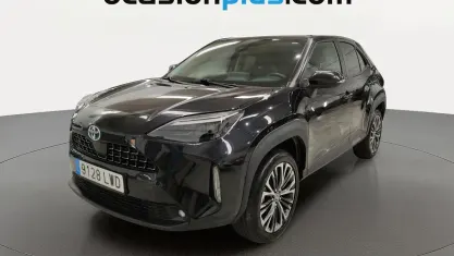 Usado Toyota Yaris Hybrid Plus 116 CV (85 kW) 2022 Negro SUV