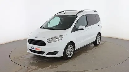 Usado Ford Tourneo Courier Titanium 95 CV (69 kW) 2018 Blanco Monovolumen