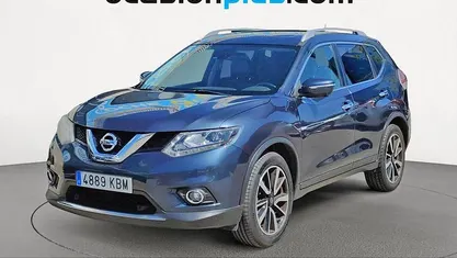 Azul Usado 2017 Nissan X-Trail Tekna SUV | 16.565 € (Precio justo)