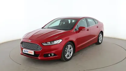 Usado Ford Mondeo Titanium 150 CV (110 kW) 2014 Rojo Berlina