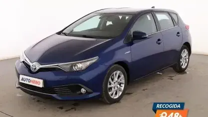 Usado Toyota Auris Hybrid Advance 136 CV (100 kW) 2016 Azul Berlina