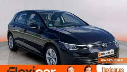 Usado VW Golf VIII 110 CV (80 kW) 2021 Negro Utilitario