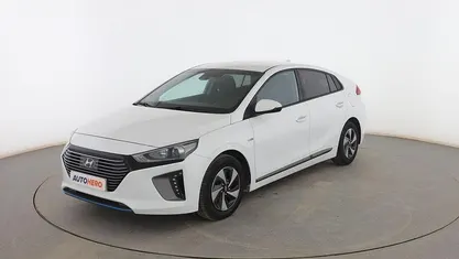 Usado Hyundai Ioniq 141 CV (103 kW) 2019 Blanco Utilitario