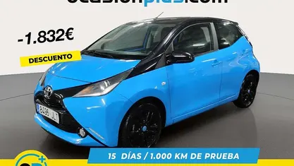 Usado Toyota Aygo X-cite 69 CV (50 kW) 2016 Azul Utilitario