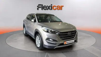 Usado Hyundai Tucson 132 CV (97 kW) 2018 Beige SUV