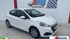 Usado 2019 Peugeot 208 Allure Utilitario | 9500 € (Precio justo)