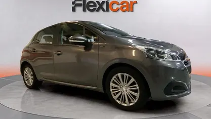 Usado 2019 Peugeot 208 GT-line Utilitario | 8290 € (Buen precio)