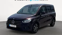 Rojo Usado 2023 Mercedes 180 Berlina | 23.991 € (Precio justo)