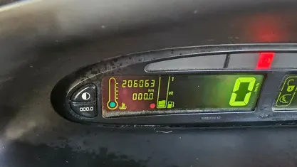 Usado Citroën Xsara Picasso 110 CV (80 kW) 2007 Marrón Monovolumen
