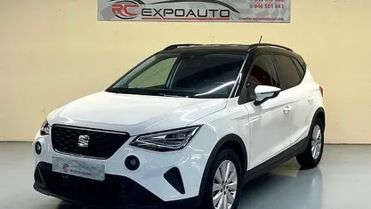 Usado Seat Arona Style Plus 110 CV (80 kW) 2021 SUV