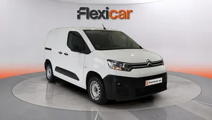 Usado Citroën Berlingo Live 102 CV (75 kW) 2021 Monovolumen