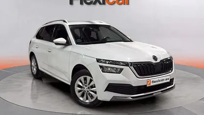 Usado Skoda Kamiq Ambition 95 CV (69 kW) 2022 SUV