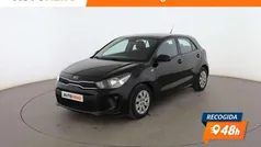 Negro Usado 2017 Kia Rio Berlina | 9499 € (Precio justo)