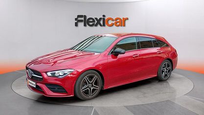 Occasion Mercedes CLA220 Shooting Brake 190 PK (139 kW) 2023 Rood Stationwagen