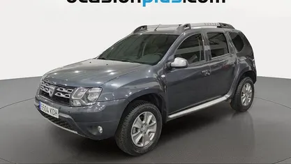 Käytetty Dacia Duster Lauréate 110 HP (80 kW) 2017 Harmaa Katumaasturi
