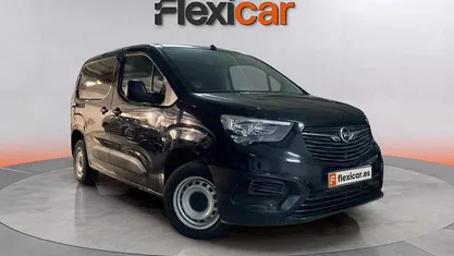 Usado Opel Combo Edition 102 CV (75 kW) 2020 Monovolumen
