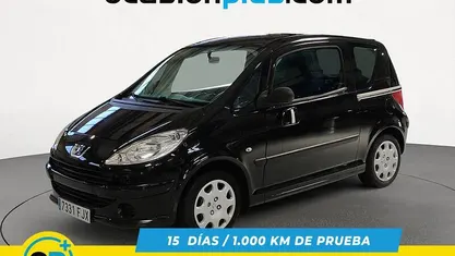 Usado Peugeot 1007 75 CV (55 kW) 2006 Monovolumen