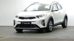 Blanco Usado 2024 Kia Stonic SUV | 19.900 € (Precio justo)