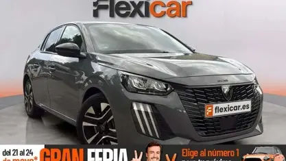 Usado Peugeot 208 Allure 101 CV (74 kW) 2025 Gris Utilitario