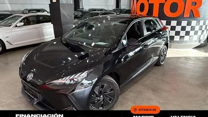 Usado MG MG5 EV 125 kW (170 CV) 2023 Negro Familiar