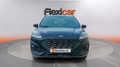 Käytetty Ford Kuga ST-Line 150 HP (110 kW) 2022 Musta Katumaasturi