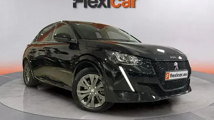 Negro Usado 2022 Peugeot 208 Allure Utilitario | 14.490 € (Super precio)
