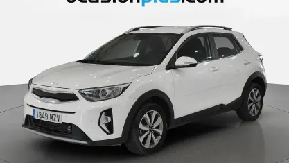 Usado Kia Stonic 101 CV (74 kW) 2025 Blanco SUV
