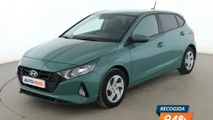 Usado Hyundai i20 84 CV (61 kW) 2022 Verde Utilitario