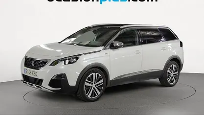 Blanco Usado 2018 Peugeot 5008 GT Monovolumen | 18.537 € (Buen precio)