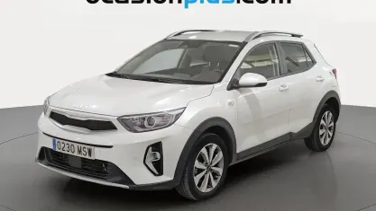 Usado Kia Stonic 101 CV (74 kW) 2024 Blanco SUV