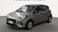 Gris Usado 2022 Hyundai i10 Utilitario | 10.446 € (Precio justo)