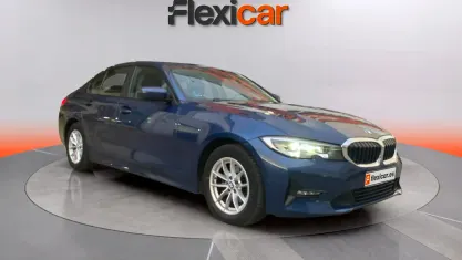 Usado BMW 318 150 CV (110 kW) 2022 Azul Berlina