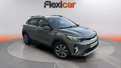 Usado Kia Stonic 84 CV (61 kW) 2021 SUV