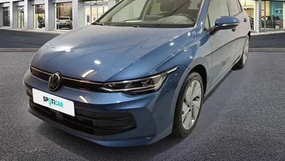 Azul Usado 2025 VW Golf VIII | 25.790 € (Precio justo)
