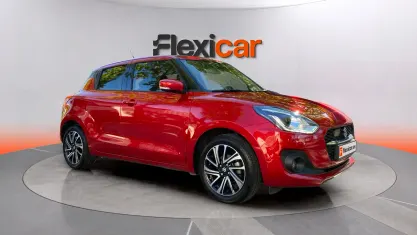 Usado Suzuki Swift GLX 83 CV (61 kW) 2023 Rojo Utilitario