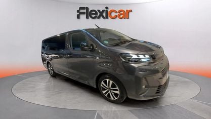Begagnad Peugeot Traveller Business-Line 180 HK (132 kW) 2024 Grå Minibuss