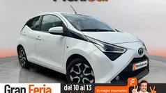 Blanco Usado 2021 Toyota Aygo X-play Utilitario | 12.190 € (Precio justo)